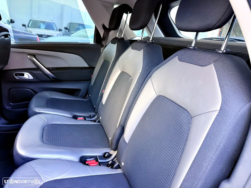 Citroën C4 Picasso - 32