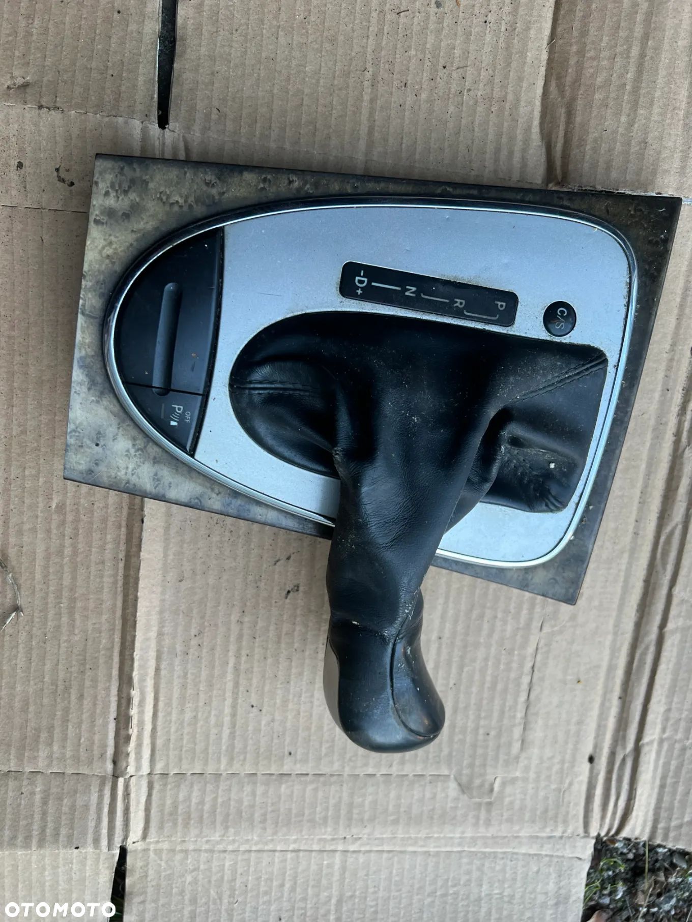 MERCEDES W211 GAŁKA MIESZEK AUTOMAT - 1