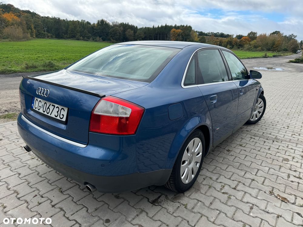 Audi A4 - 4