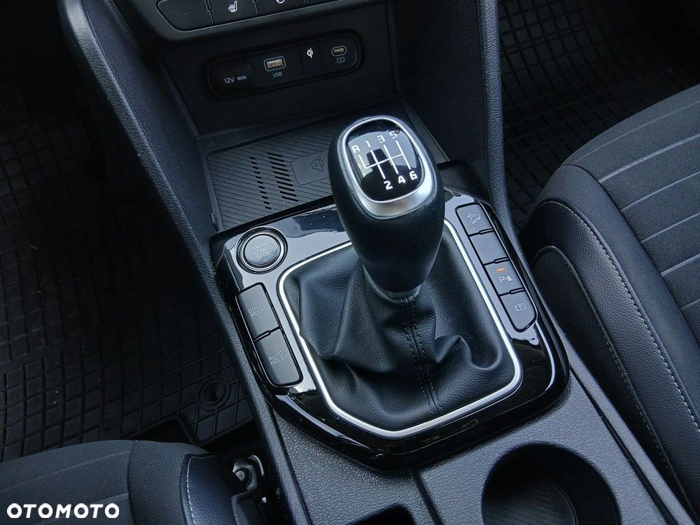Kia Sportage - 28