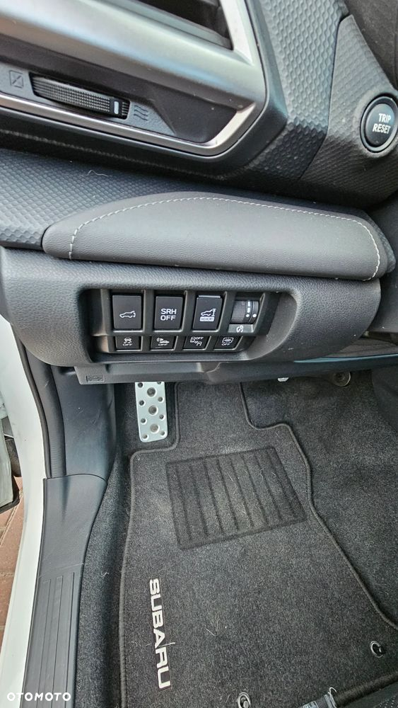 Subaru Forester 2.0i-L Platinum (EyeSight) Lineartronic - 16