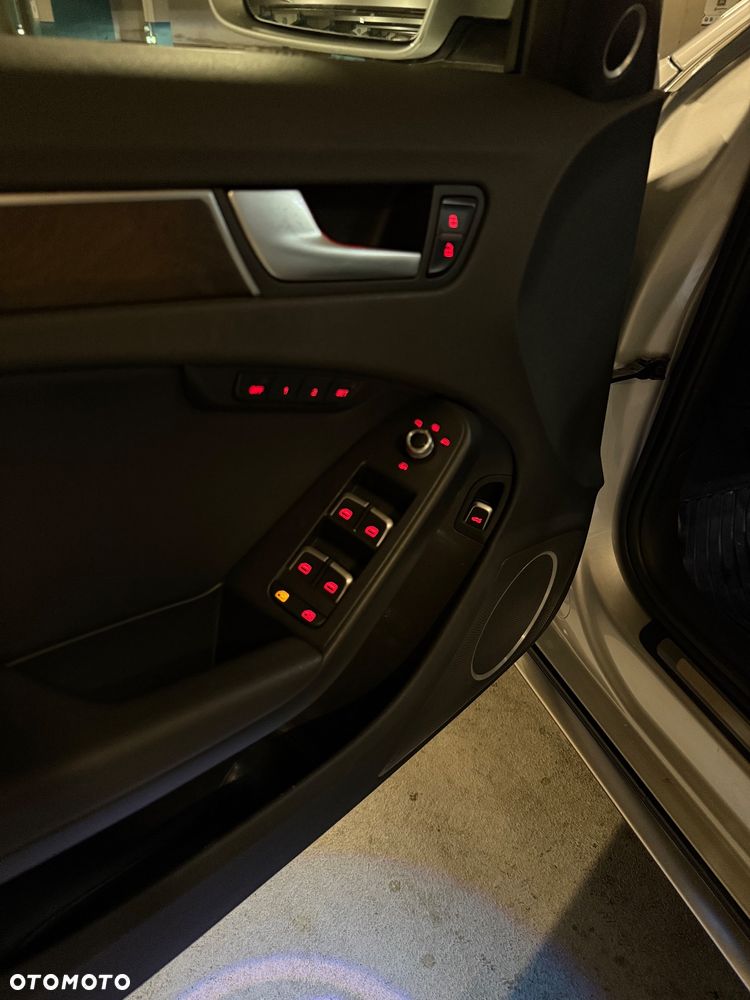 Audi A4 Allroad 2.0 TFSI S tronic - 11