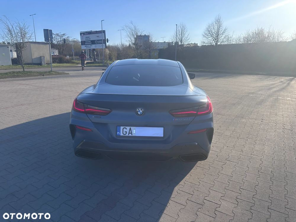 BMW Seria 8 - 10