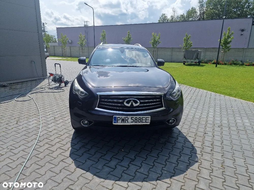 Infiniti FX FX30d S - 12
