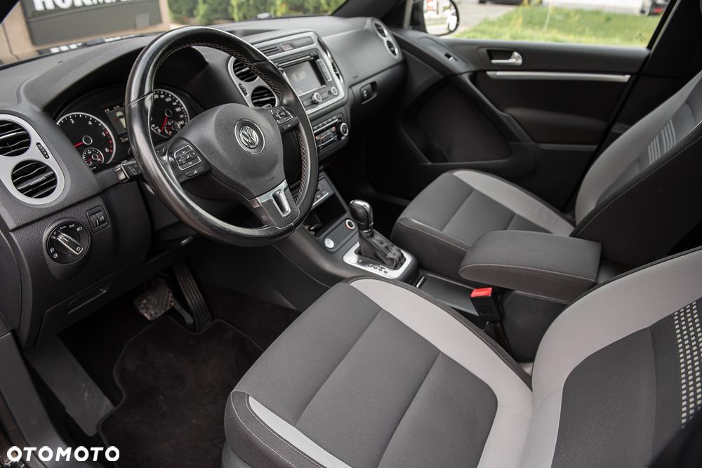 Volkswagen Tiguan 2.0 TDI SCR 4MOTION BlueMotion Technology DSG Sport & Style - 15