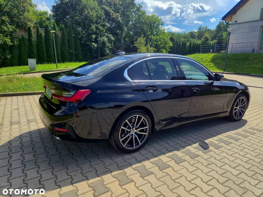 BMW Seria 3 330i GPF M Sport Shadow - 4