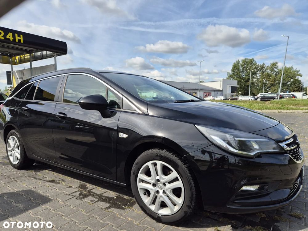 Opel Astra IV 1.6 CDTI Sport - 4