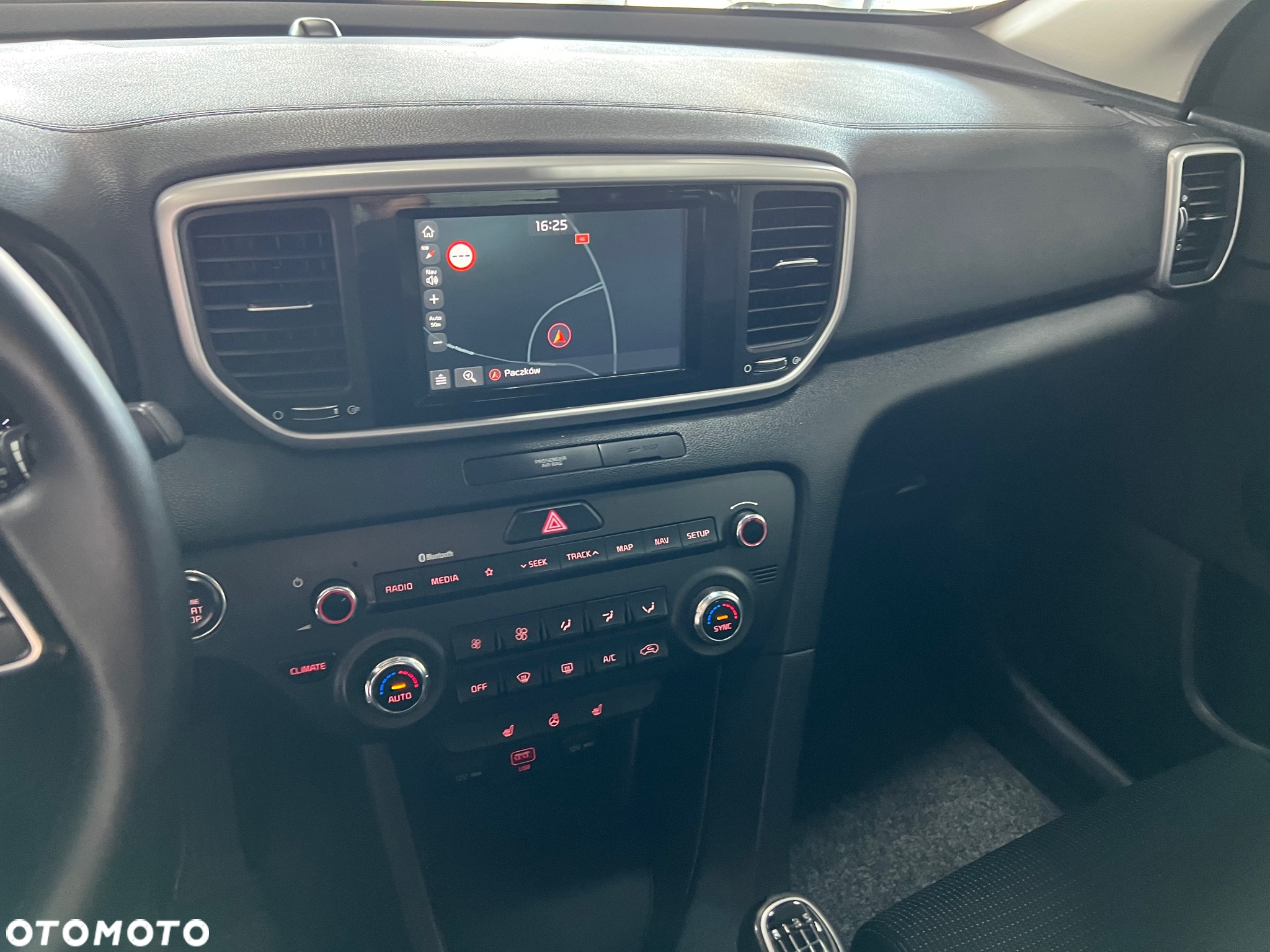Kia Sportage - 12