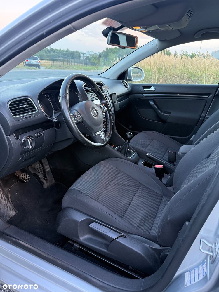 Volkswagen Golf 1.6 TDI BlueMot Comfortline - 11