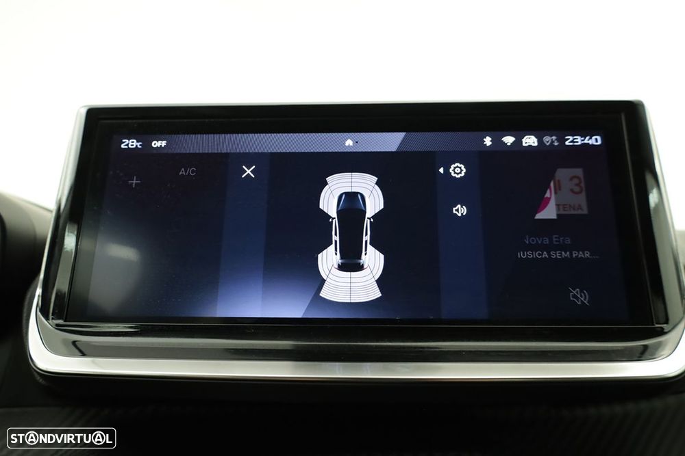 Peugeot 208 1.2 Hybrid Allure e-DCS6 - 11