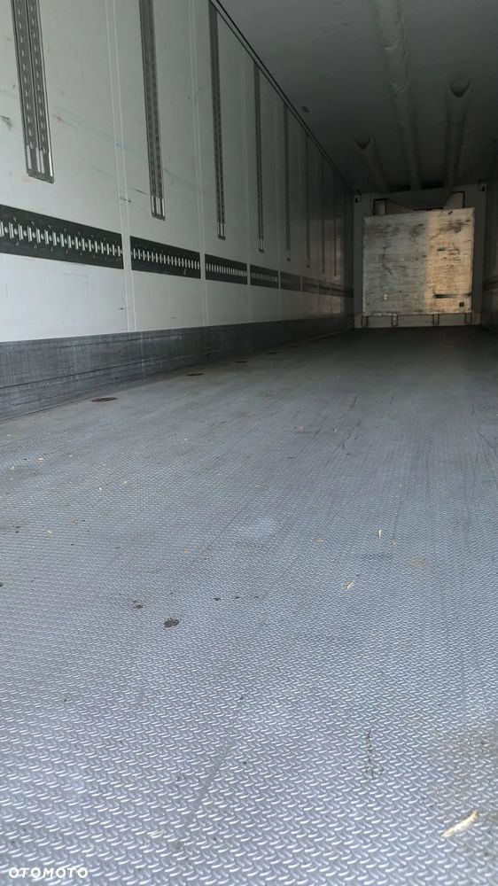 Schmitz Cargobull SKO24 doppelstock - 3