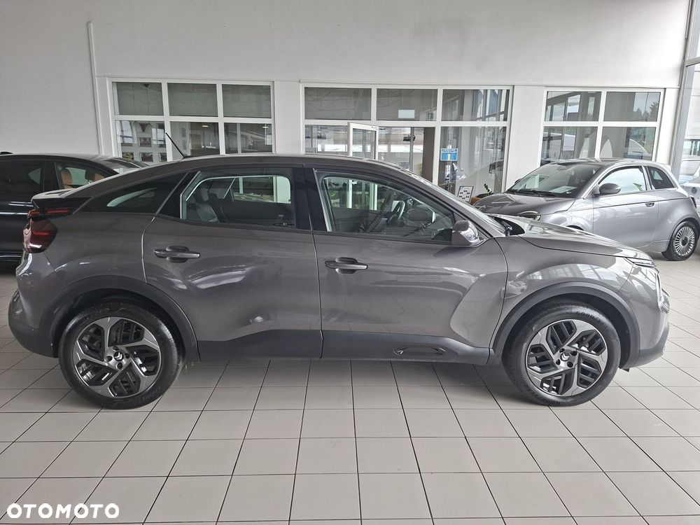 Citroën C4 1.2 PureTech Plus S&S - 10