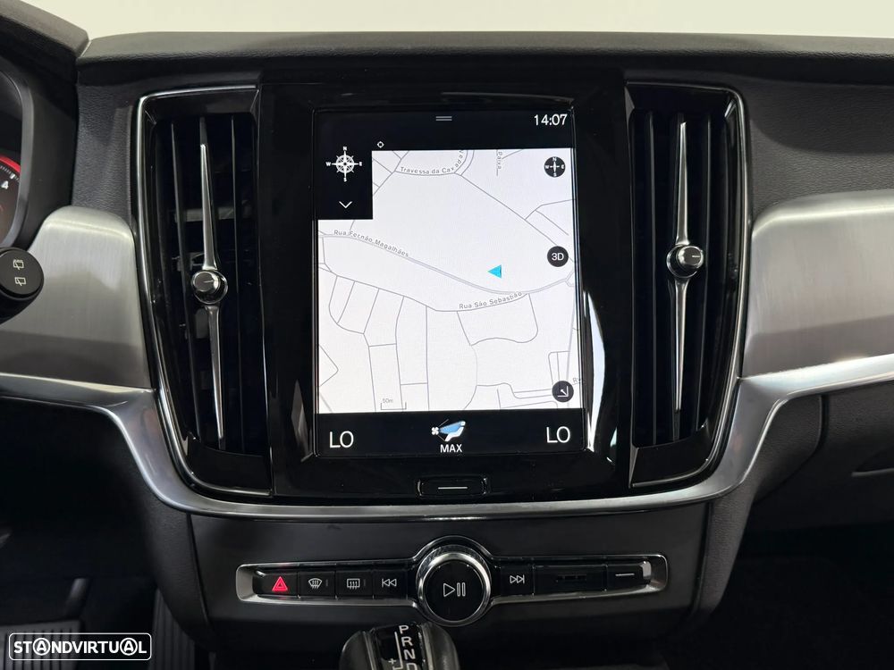 Volvo V90 2.0 D4 Momentum Plus Geartronic - 27