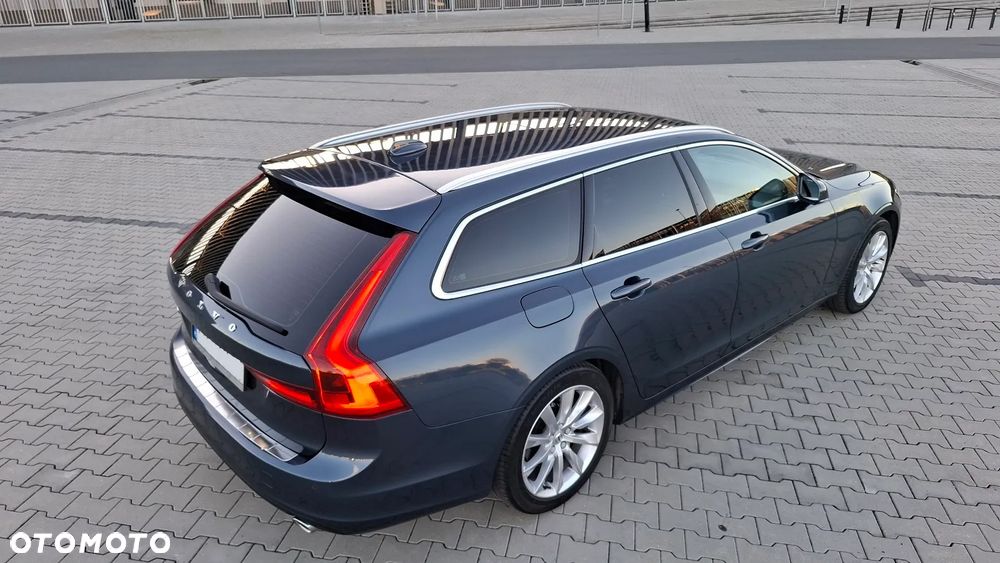 Volvo V90 D3 Momentum - 33