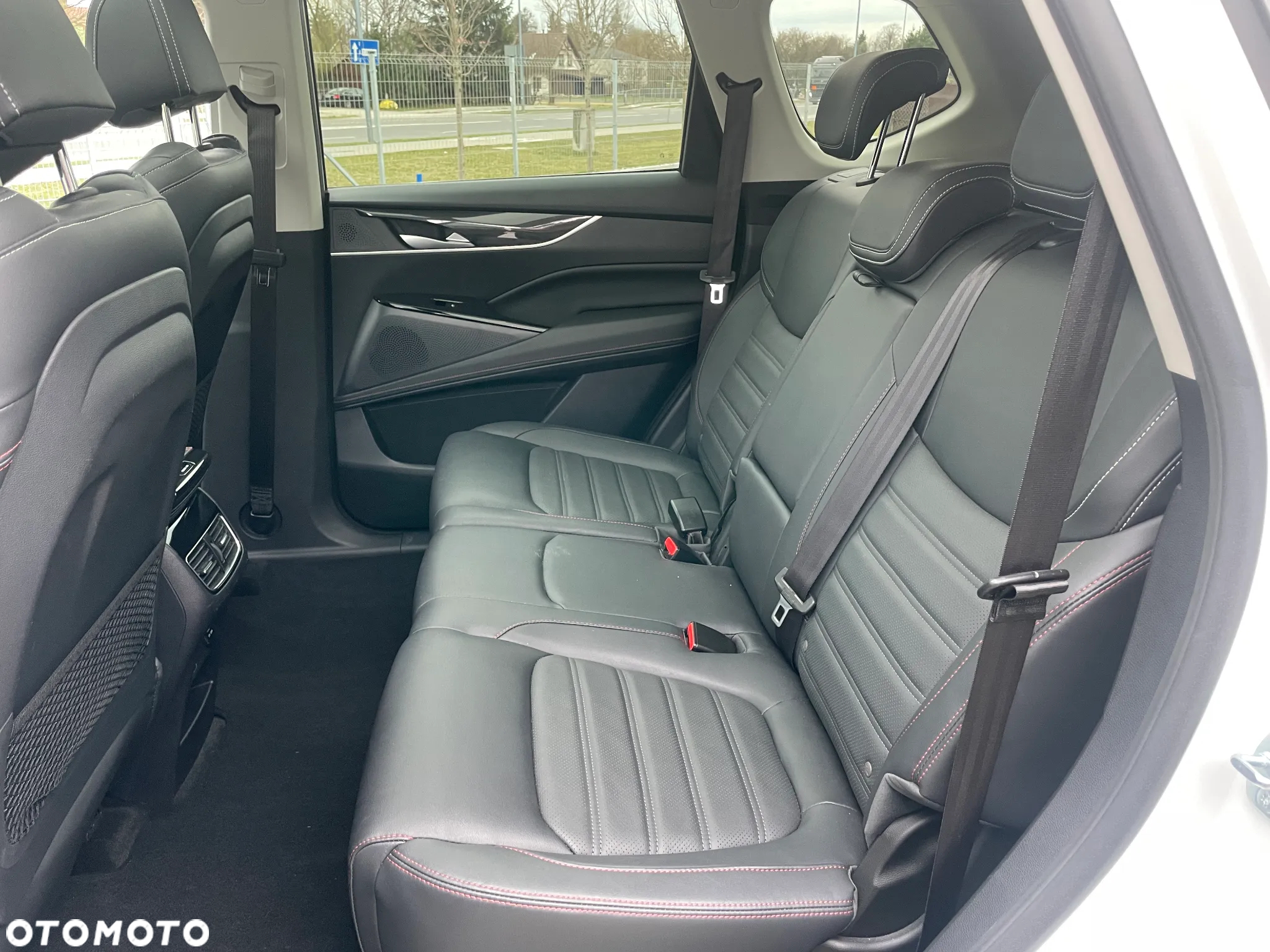 Maxus Euniq 6 - 5