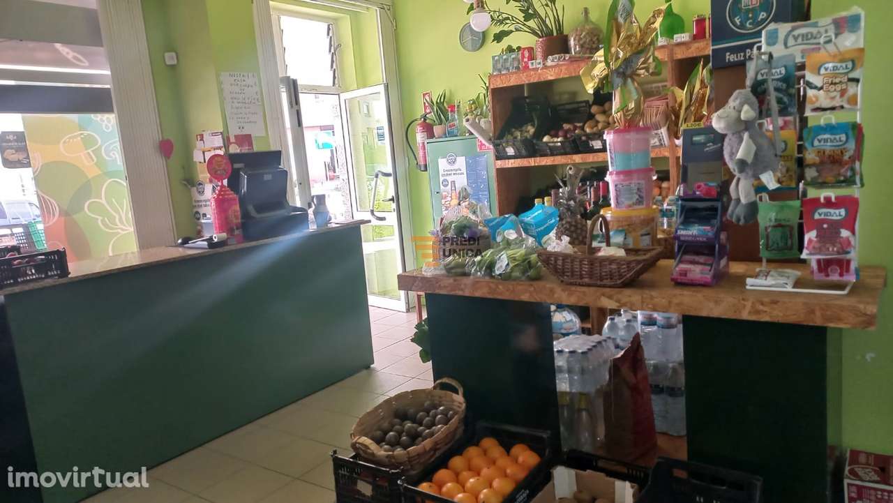 Trespasse: Minimercado nos Altos, Maia - Grande imagem: 5/6