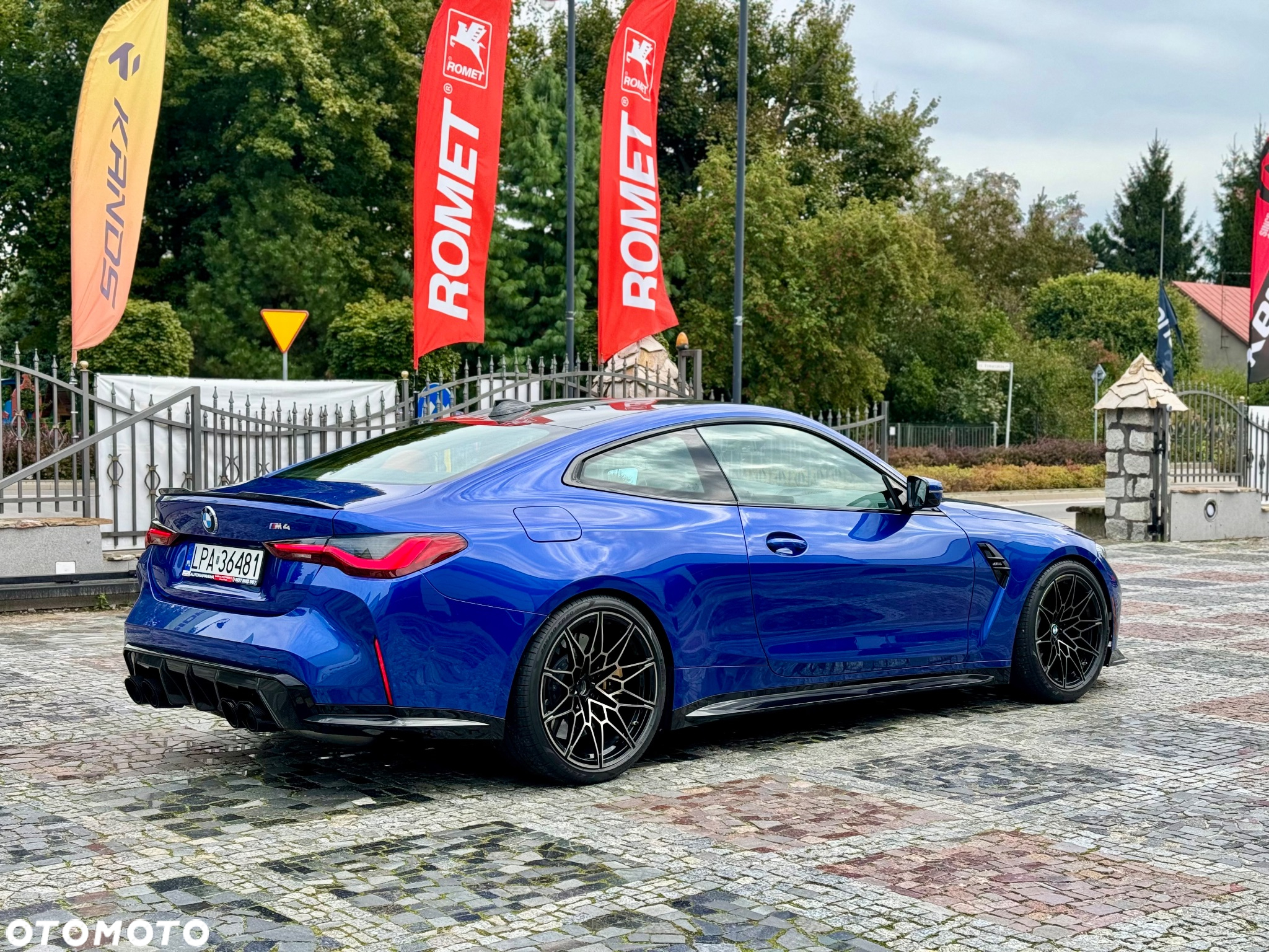 BMW M4 Standard - 9