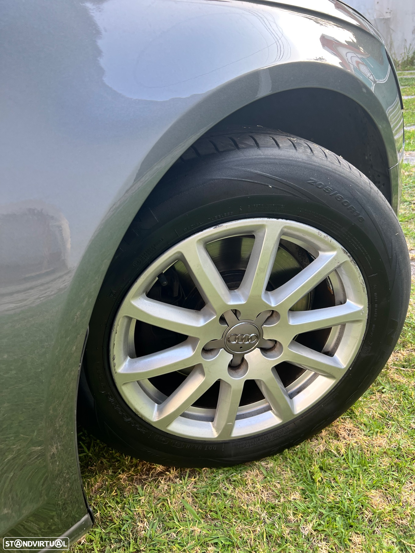 Audi A4 Avant 2.0 TDI - 14