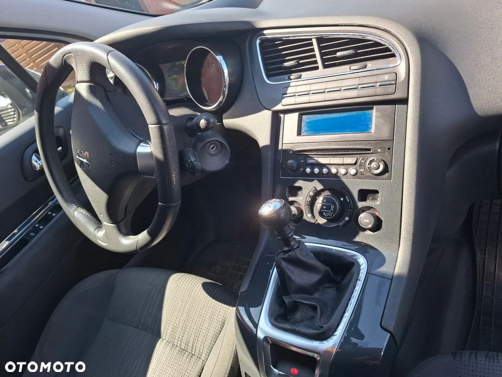 Peugeot 5008 1.6 HDi Premium - 8