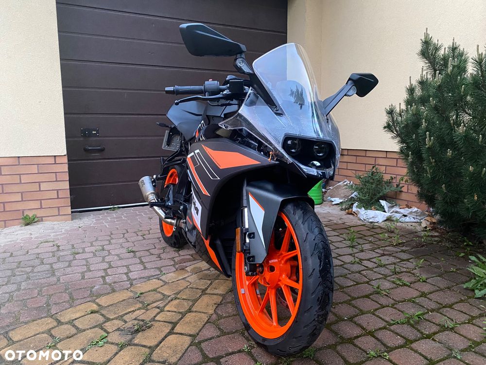 KTM RC 125 - 10