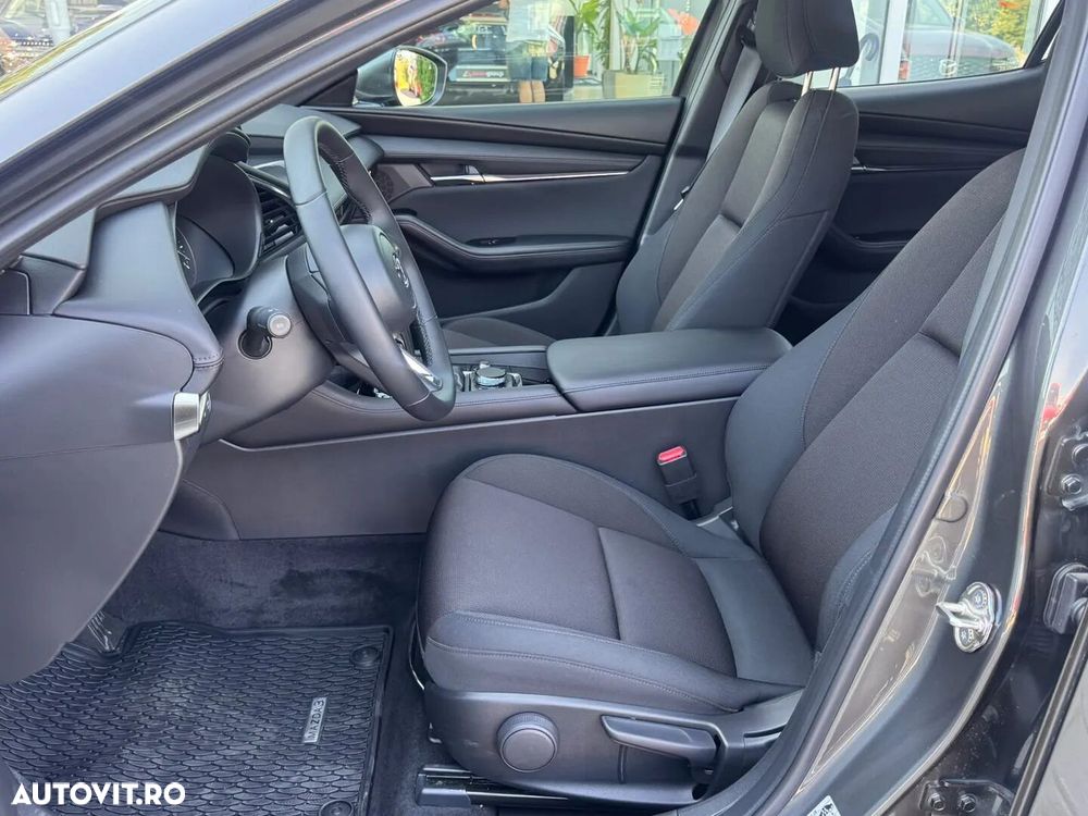 Mazda 3 - 12