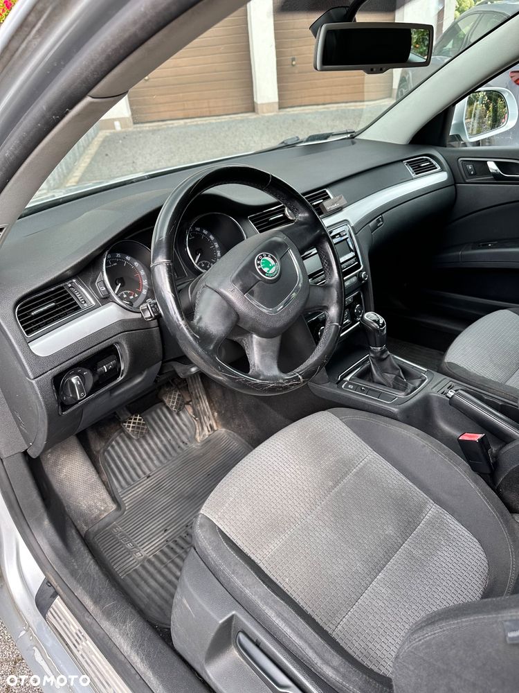 Skoda Superb 2.0 TDI Ambition - 8
