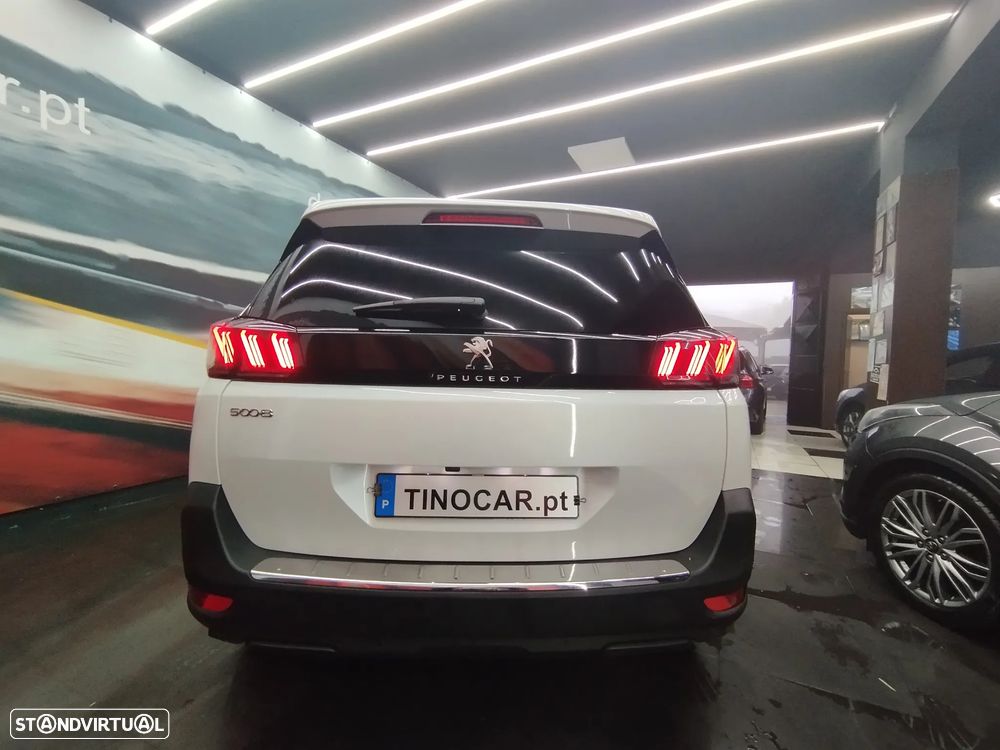 Peugeot 5008 1.2 PureTech Allure EAT8 - 12