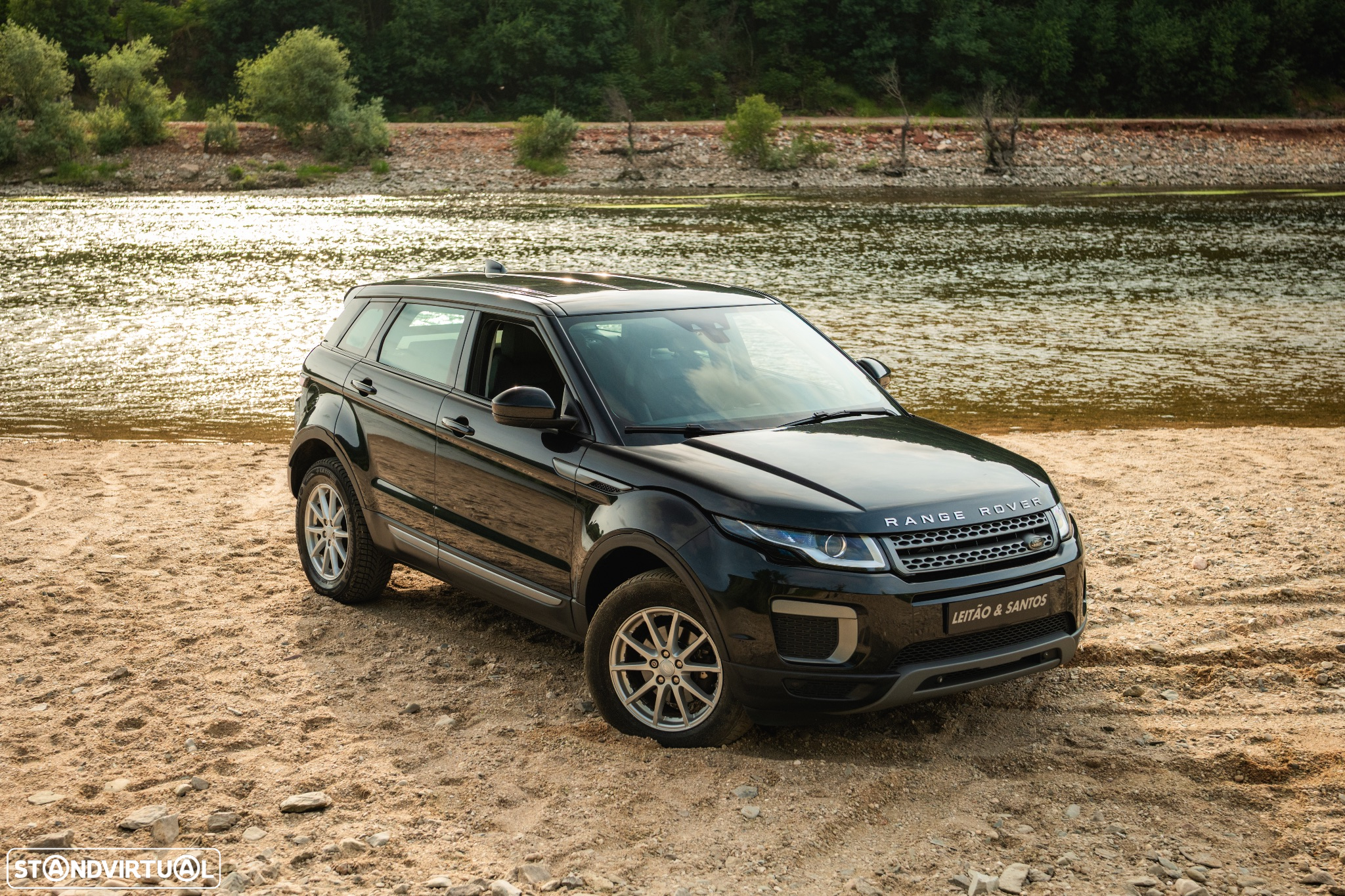 Land Rover Range Rover Evoque 2.0 D150 R-Dynamic - 46