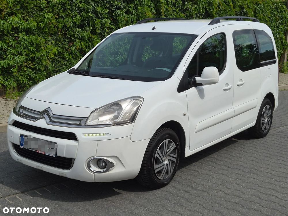 Volkswagen Touran 1.6 TDI DPF BlueMot Comfortline - 8