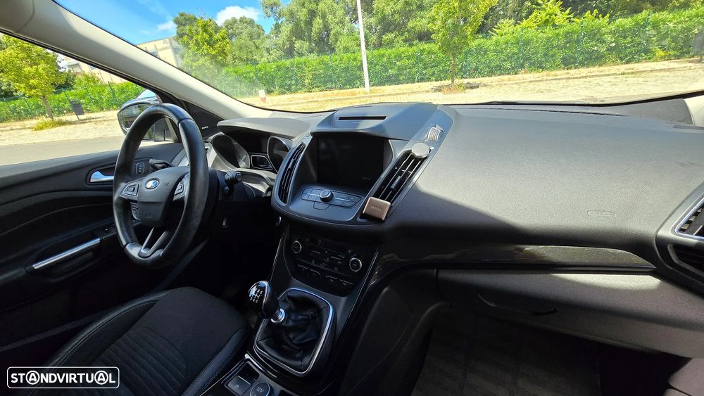 Ford Kuga 1.5 TDCi Titanium - 14