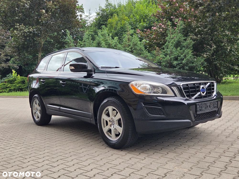 Volvo XC 60 D4 Geartronic Momentum - 9