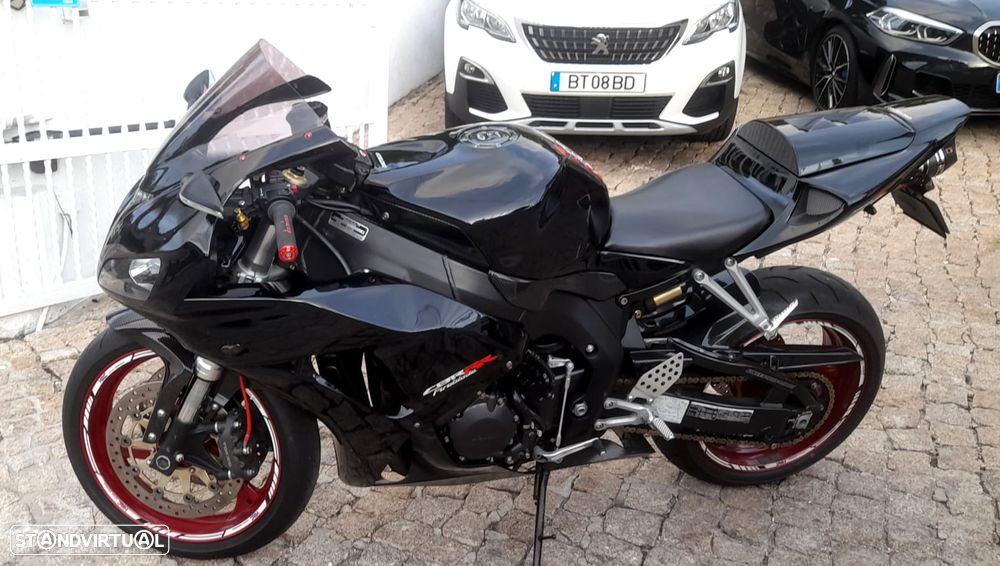 Honda CBR - 3
