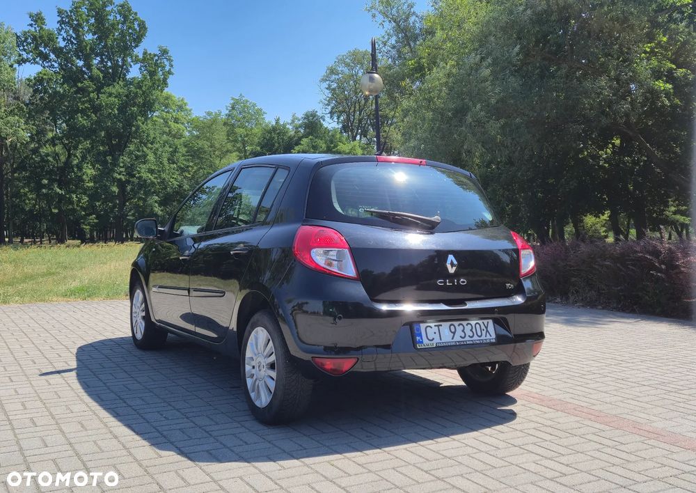 Renault Clio 1.2 16V TCE Night&Day - 4
