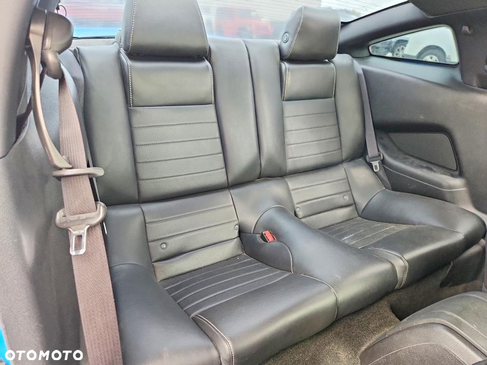 Ford Mustang 3.7 V6 Premium - 9