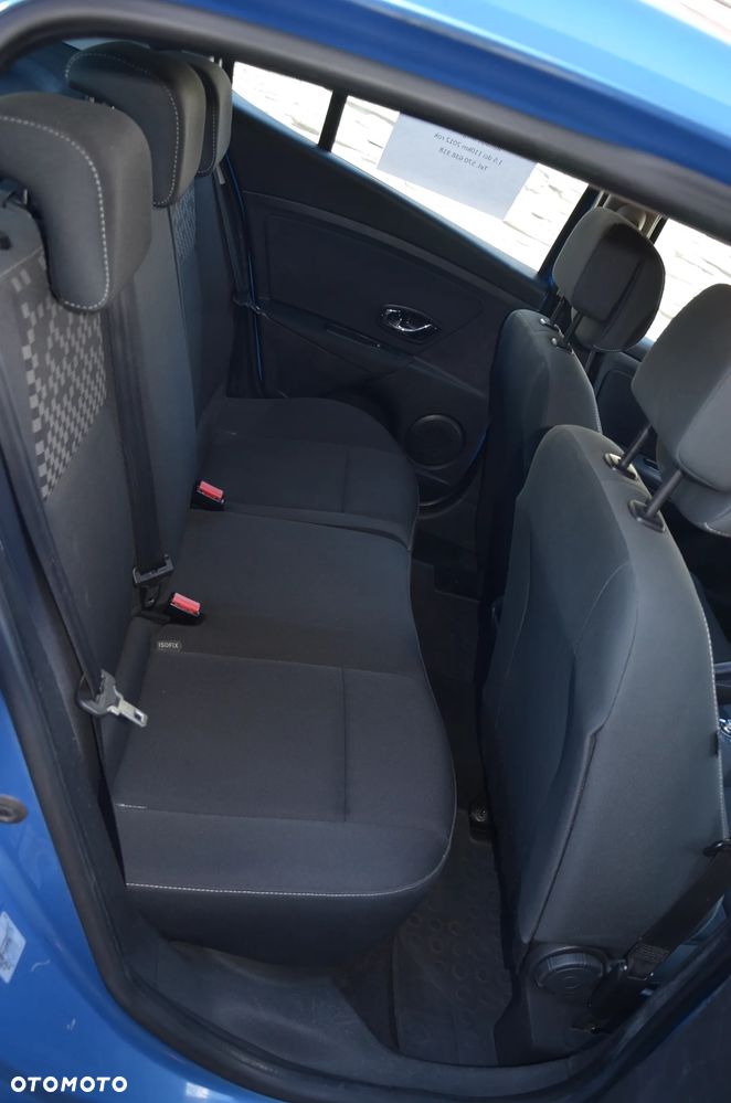 Renault Megane 1.5 dCi Expression - 9