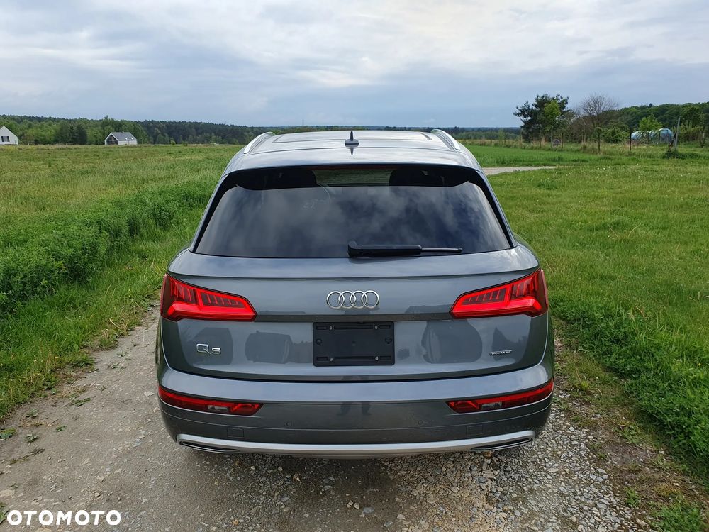 Audi Q5 2.0 TFSI Quattro S tronic design - 4