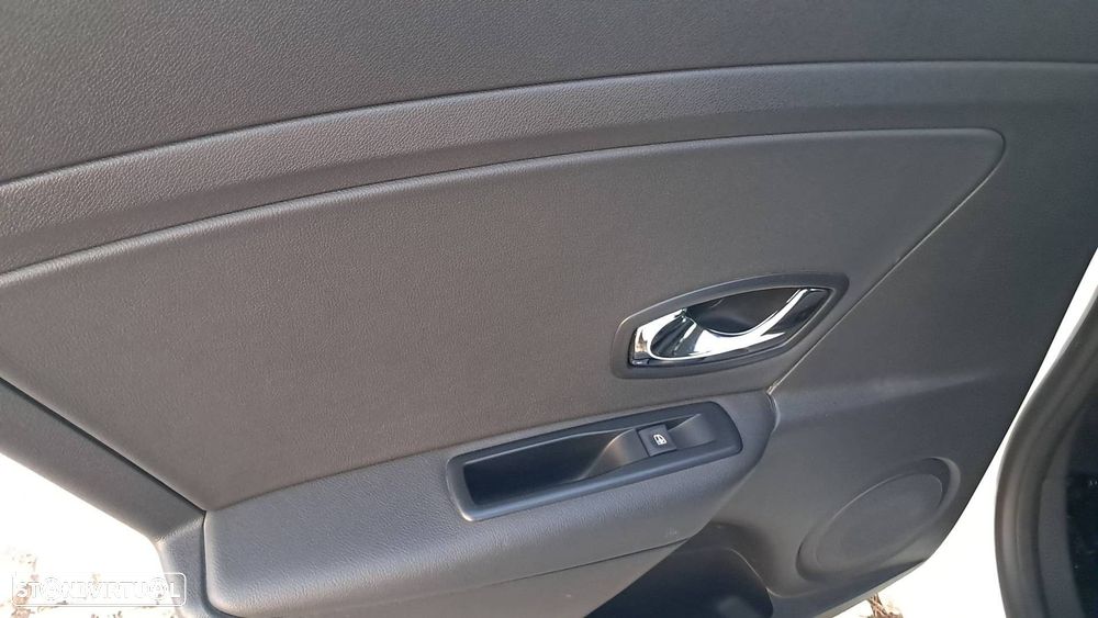 Renault Mégane 1.5 dCi Intens - 22