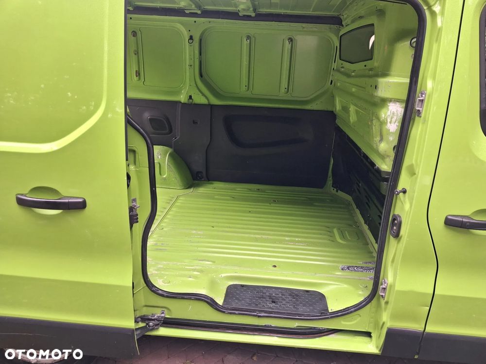 Renault Trafic - 28