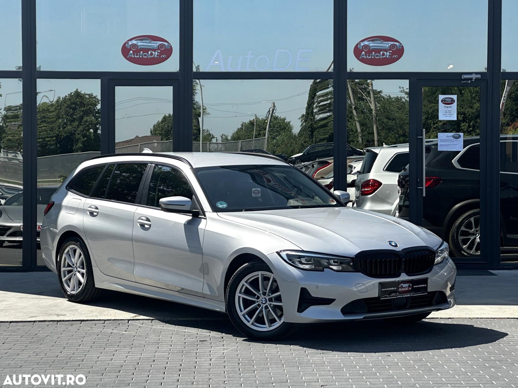 BMW Seria 3 320d Touring Aut. Advantage - 2