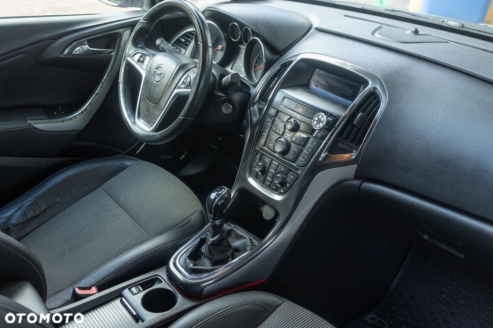 Opel Astra 2.0 CDTI Cosmo - 6