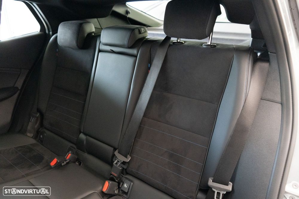 BMW iX2 eDrive20 Pack Desportivo M - 12