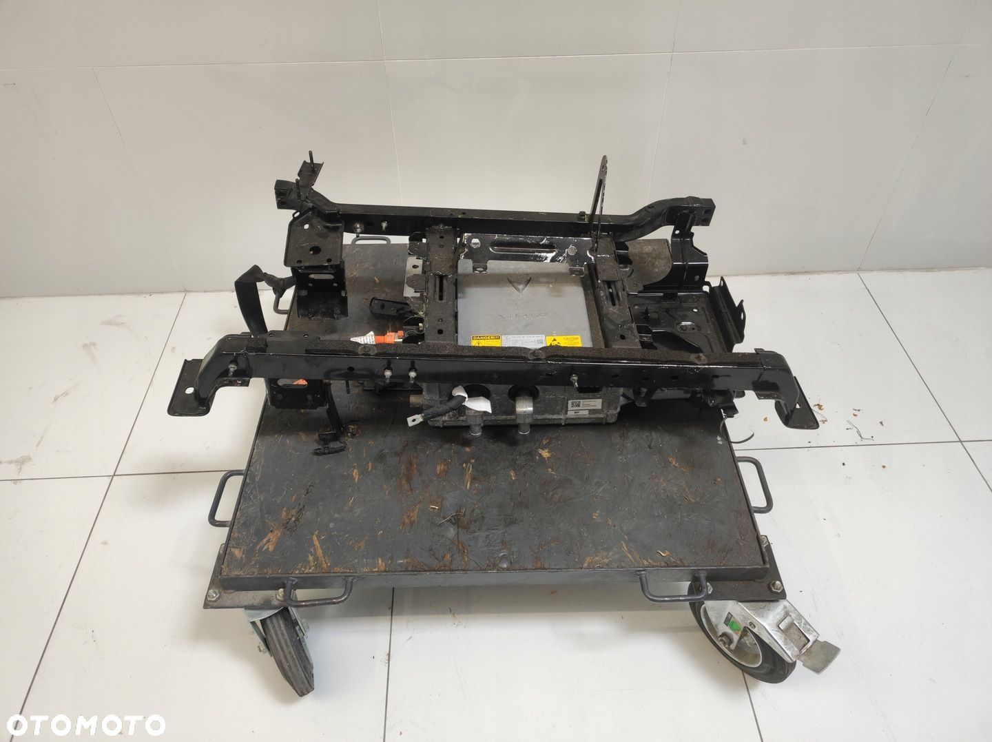 STEROWNIK KONWERTER INWERTER PRZETWORNICA NAPIĘCIA VINFAST VF9 ELEKTRYK 4X4 - 1