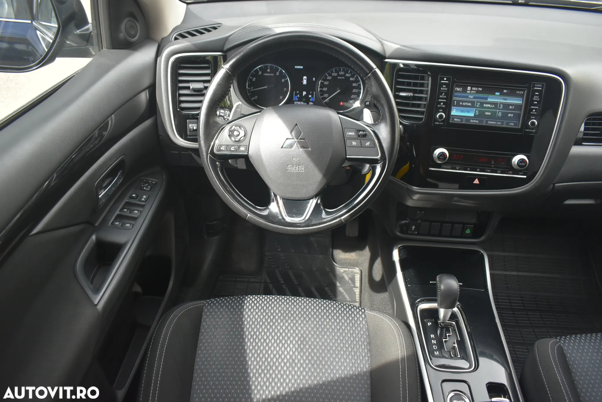 Mitsubishi Outlander 2.0L AS&G CVT Invite - 15