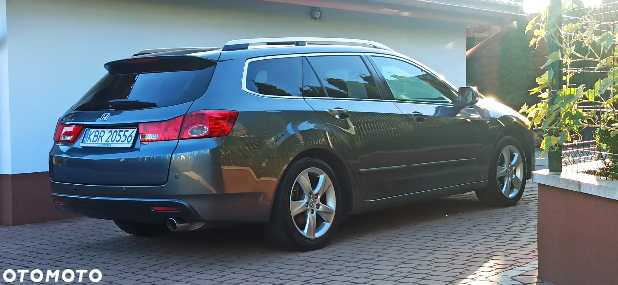 Honda Accord 2.0 Executive - 9