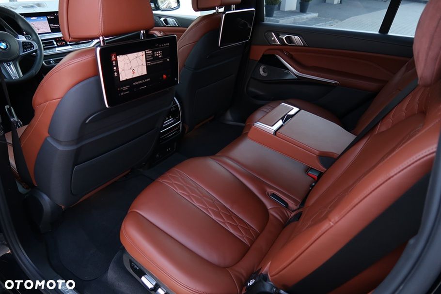 BMW X7 M50d sport - 20