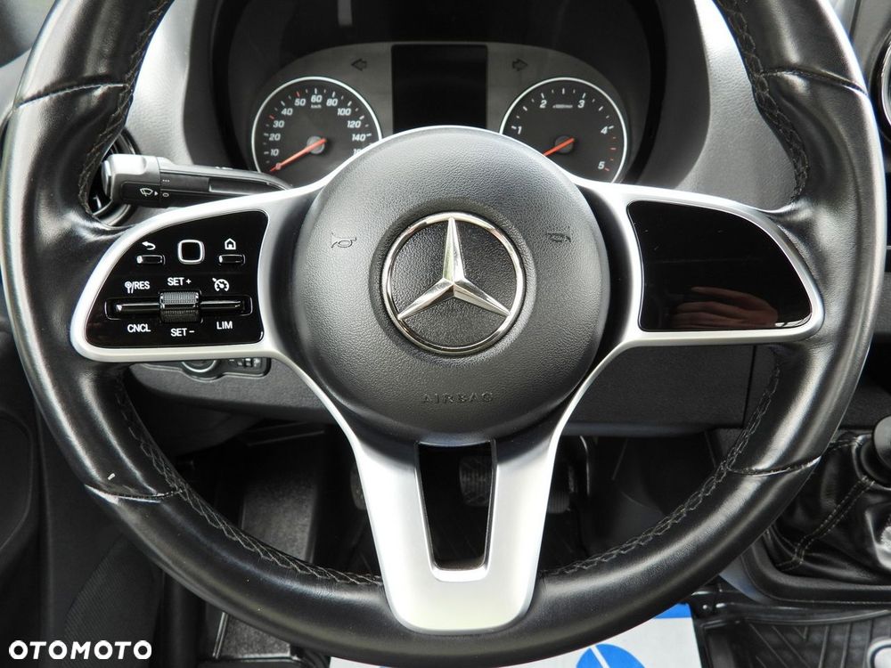 Mercedes-Benz SPRINTER 315 SKRZYNIA 8 PALET TEMPOMAT KLIMATYZACJA  150KM - 29