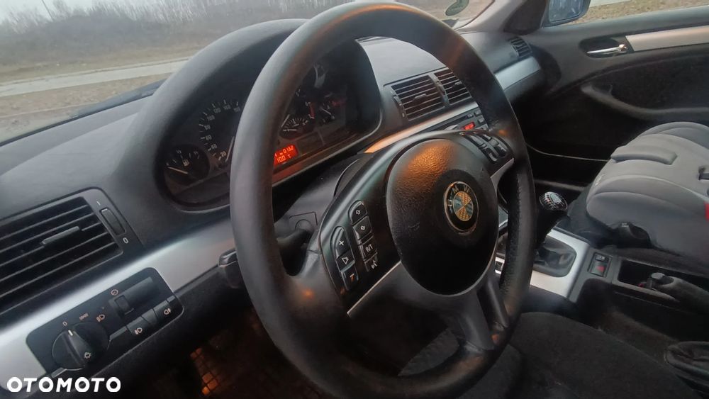 BMW Seria 3 320i - 19