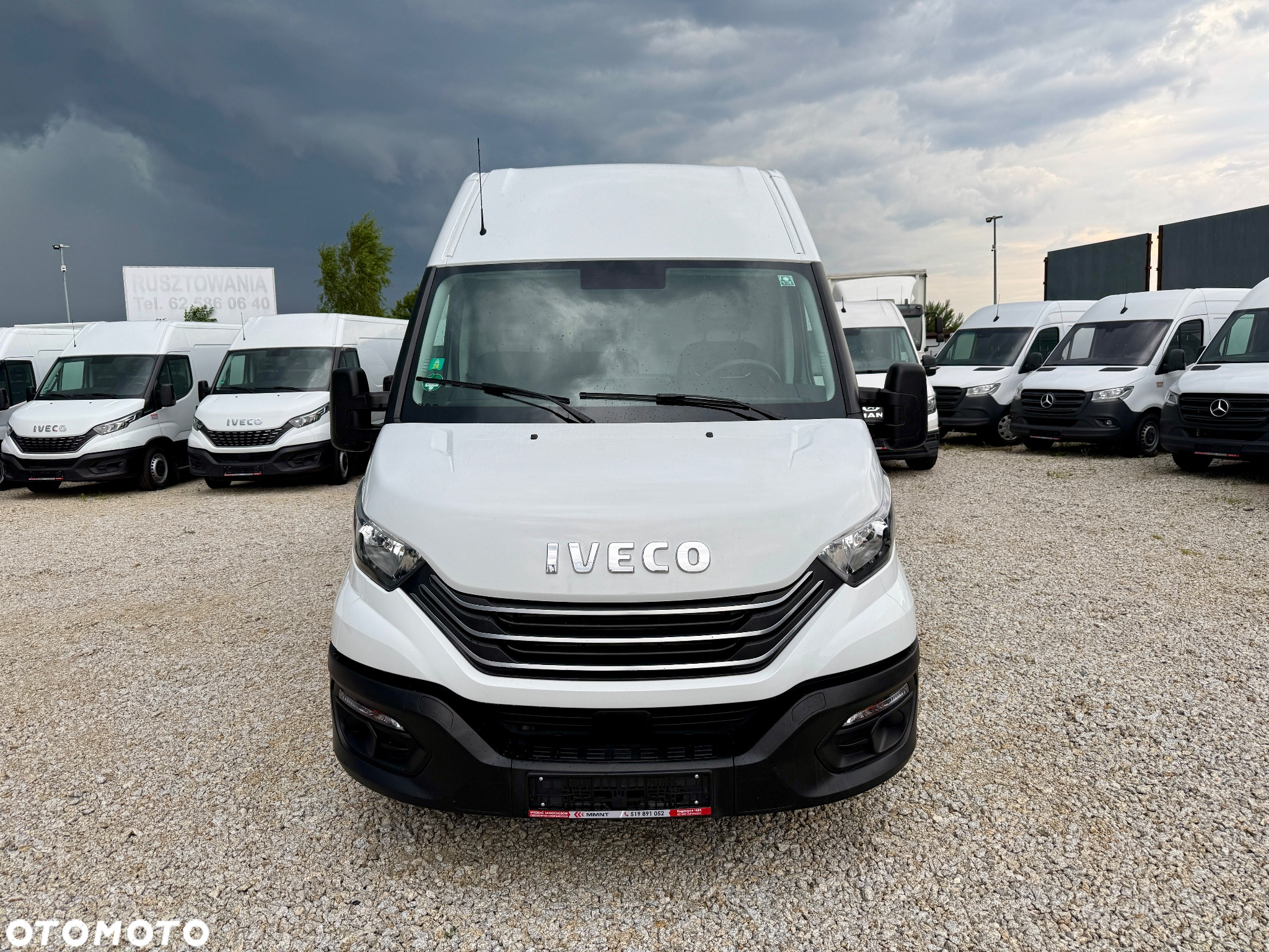 Iveco Daily 3.0 210KM!!!/Automat Hi-Matic/furgon Maxi/Navi/Kamera cofania/Radio DAB/Tempomat/ - 2