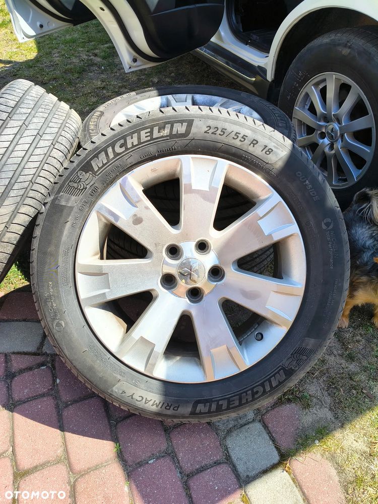 Mitsubishi Outlander 2.2 DID Instyle NAVI TC-SST - 11