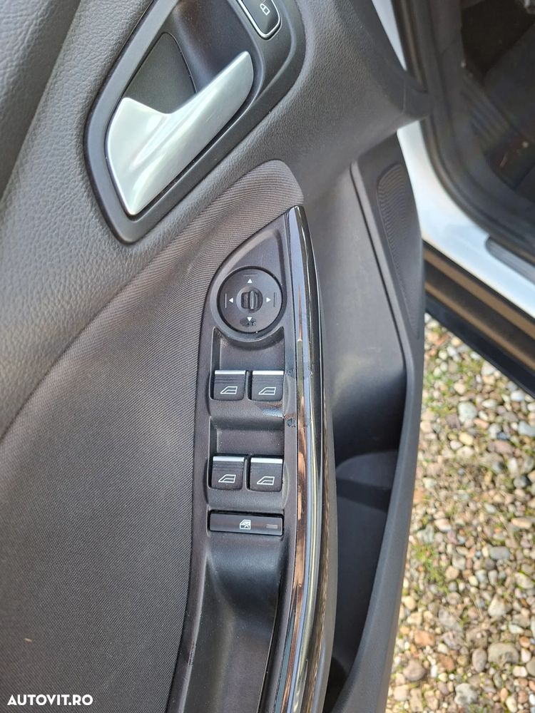 Ford Focus 1.5 TDCi DPF Start-Stopp-System Titanium - 11